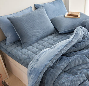 MONO Microfiber Comforter - Blue